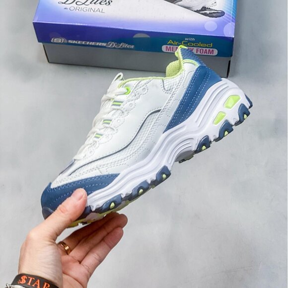 Skechers Dlites Retro Sports Shoes, Navy Blue main image 4